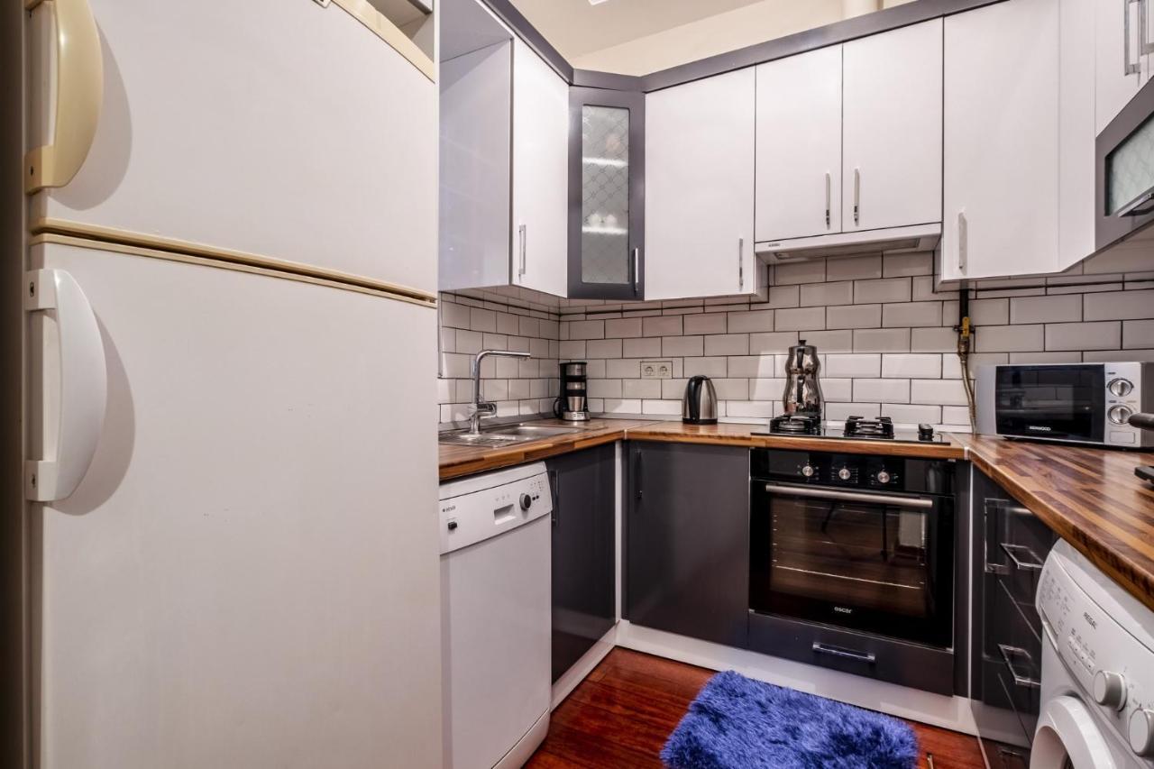 Centrally Located Apartment With Balcony In Sisli Istanbul Exterior foto